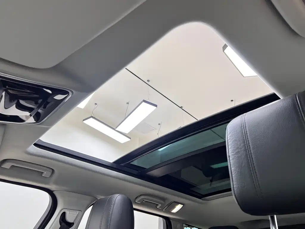 Land Rover Range Rover Sport 2015 — фото 22