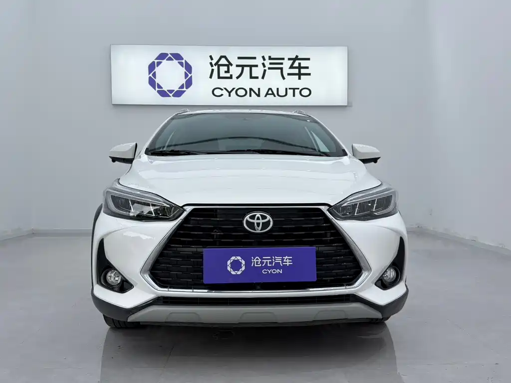 Toyota Yaris L 2022