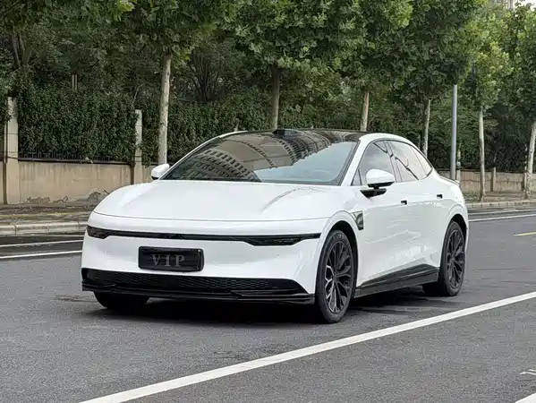 Zeekr 007 2024