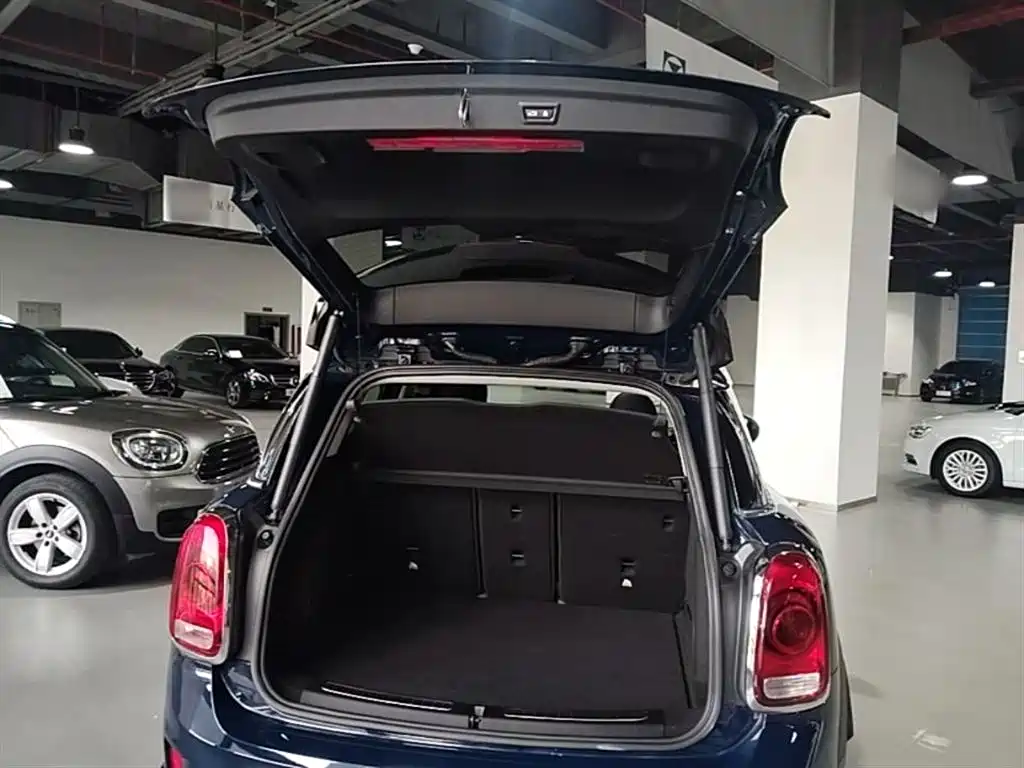 MINI Countryman 2019 — фото 19