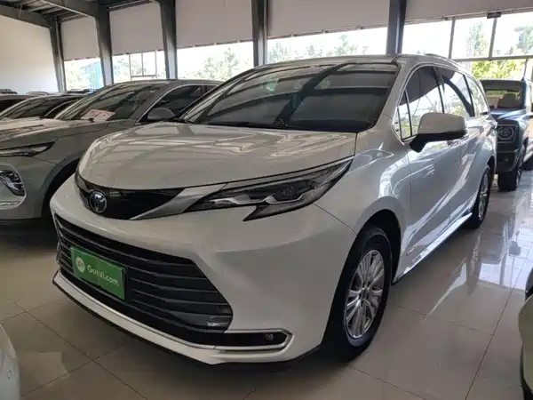 Toyota Sienna 2021