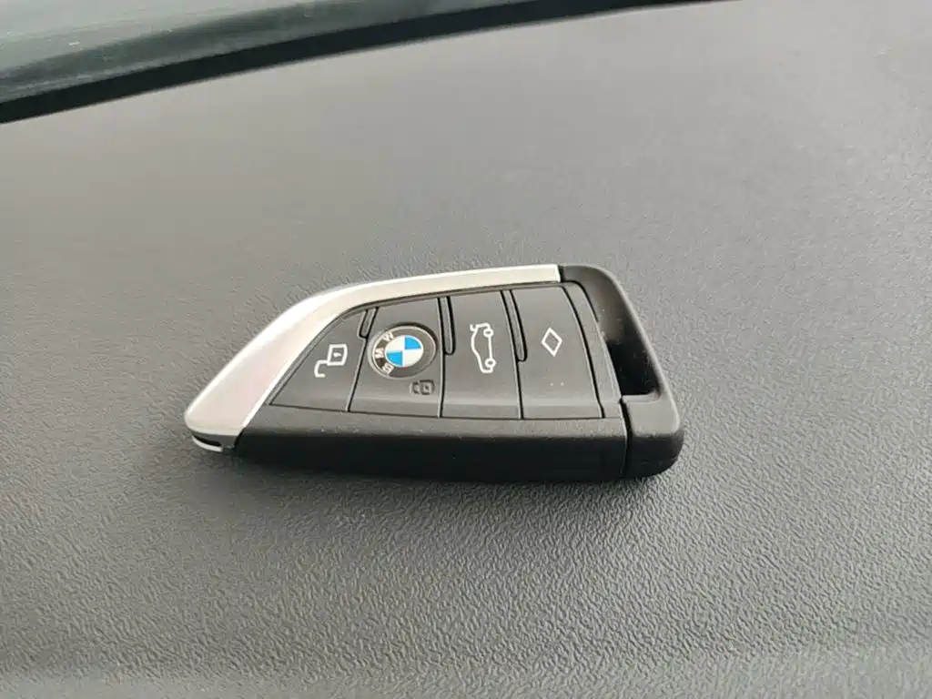 BMW i3 2025 — фото 9