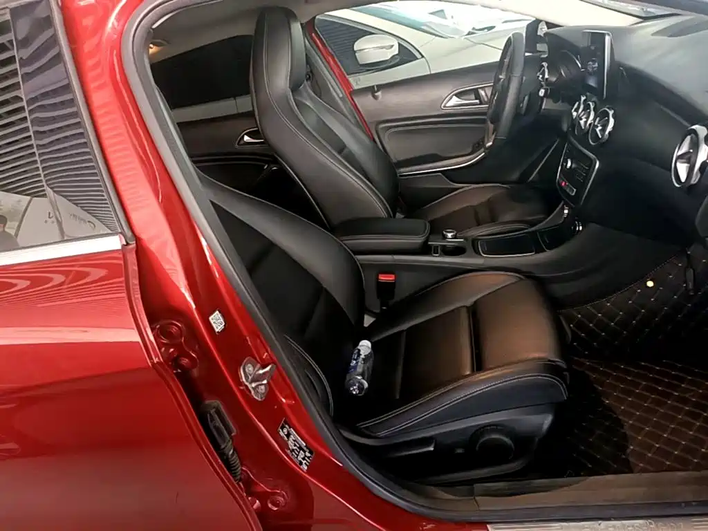 Mercedes-Benz GLA 2018 — фото 25