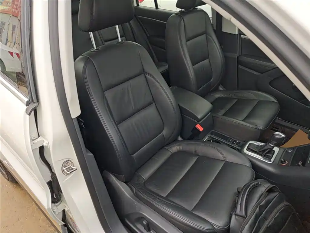 Volkswagen Tiguan 2016 — фото 25
