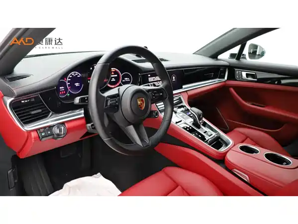 Porsche Panamera 2024