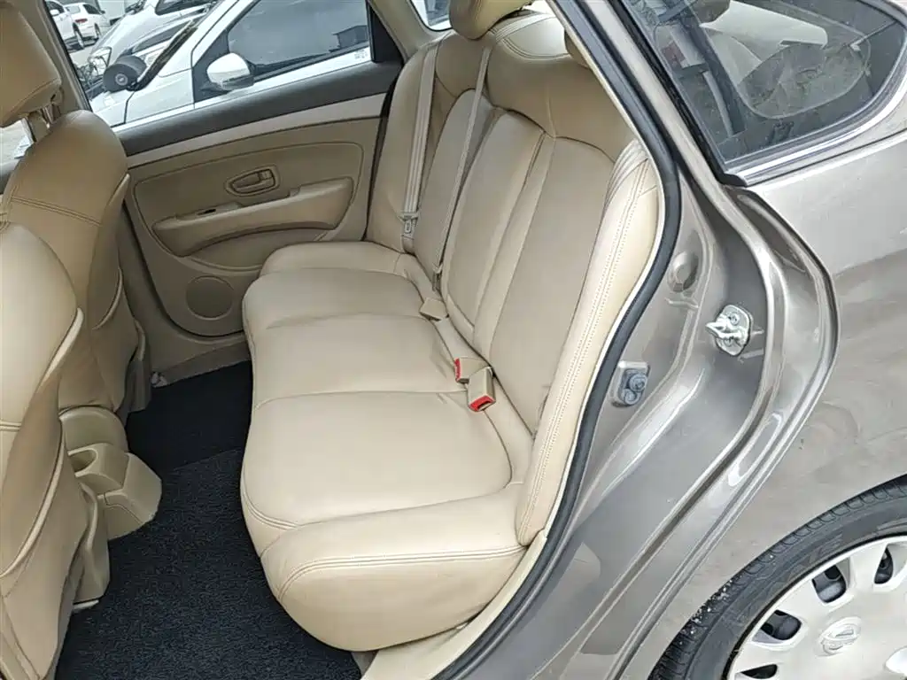 Nissan Sylphy 2016 — фото 17