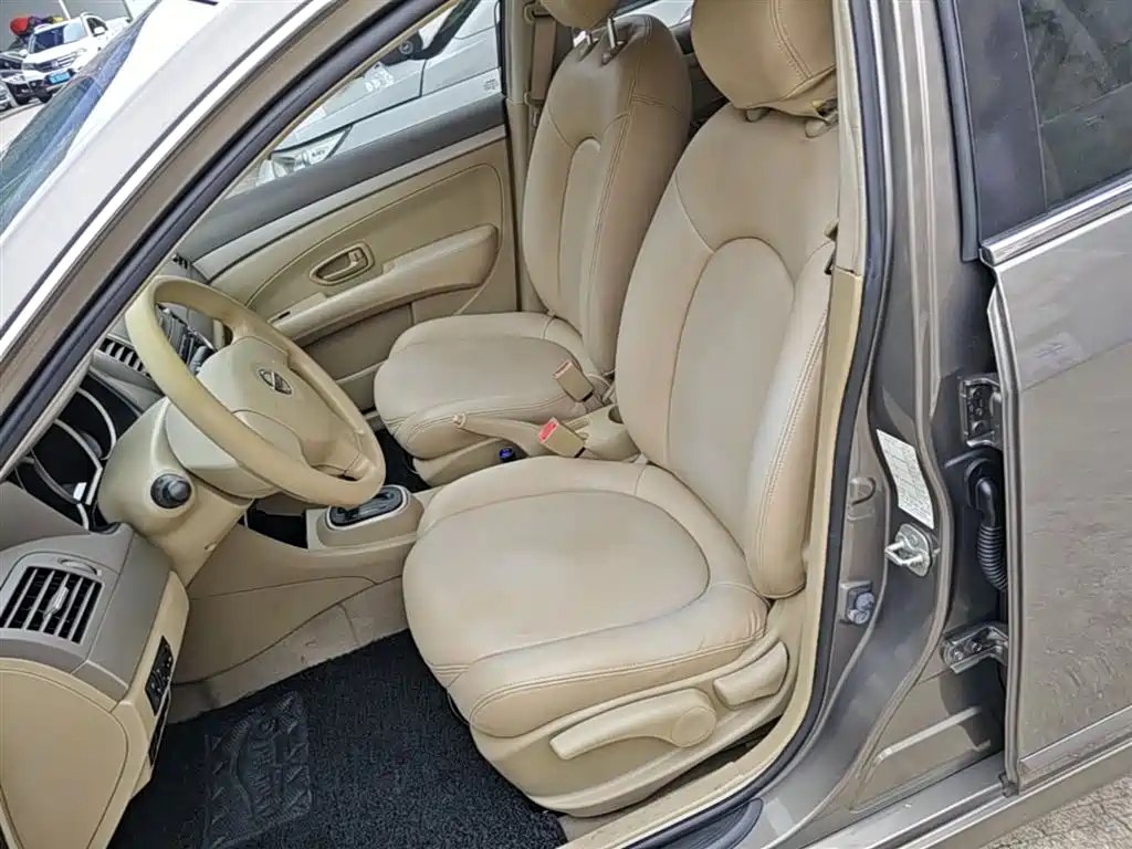 Nissan Sylphy 2016 — фото 15