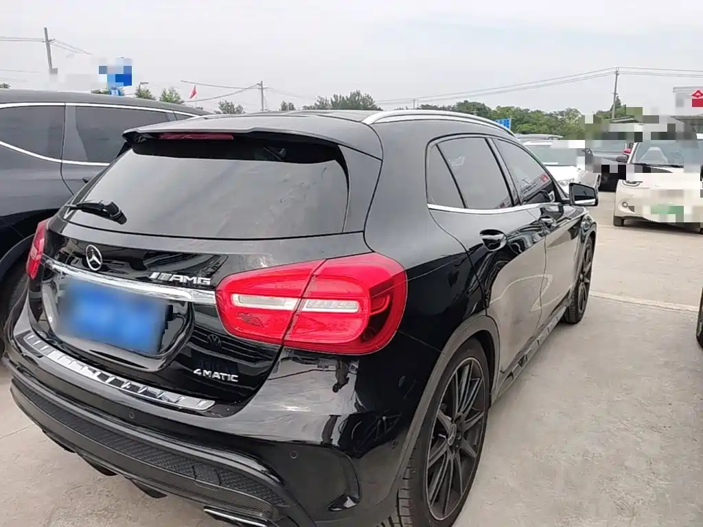 Mercedes-Benz GLA AMG 2015 — фото 5
