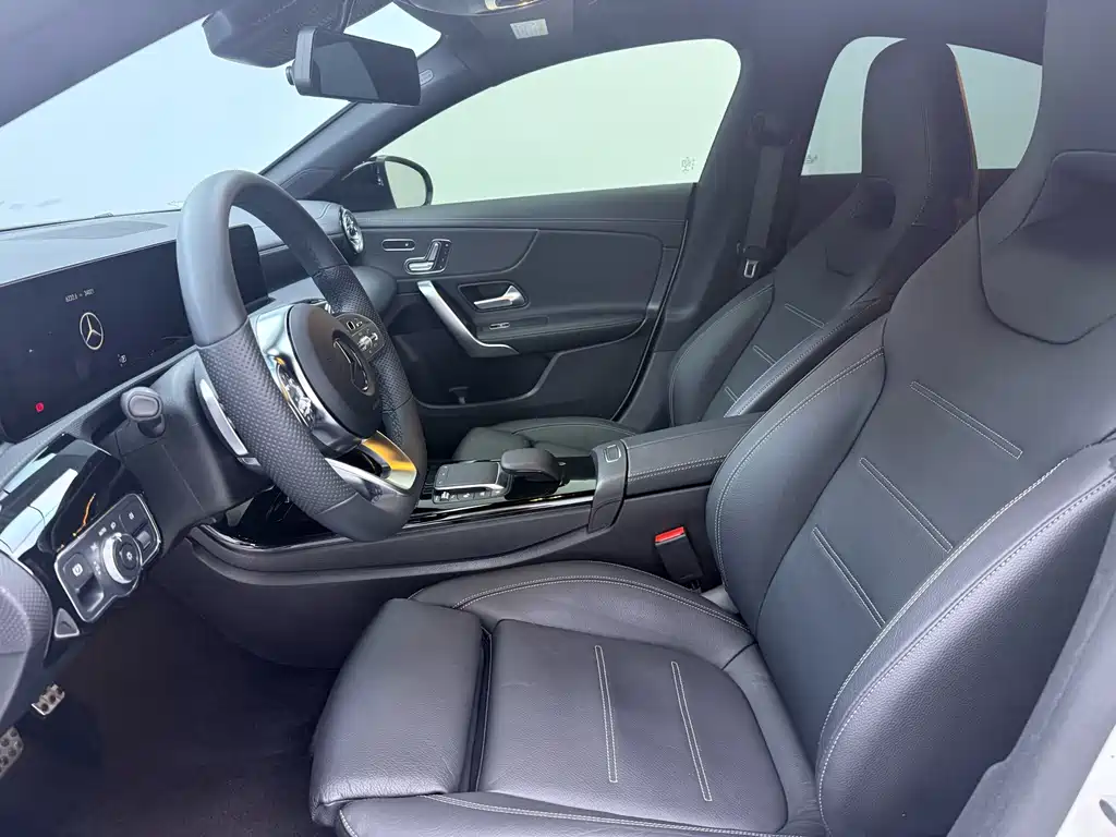 Mercedes-Benz CLA 2023 — фото 7