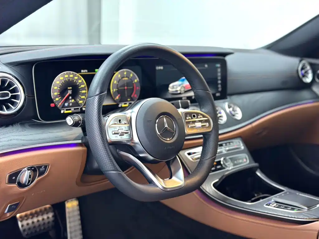 Mercedes-Benz E-Class 2020 — фото 6
