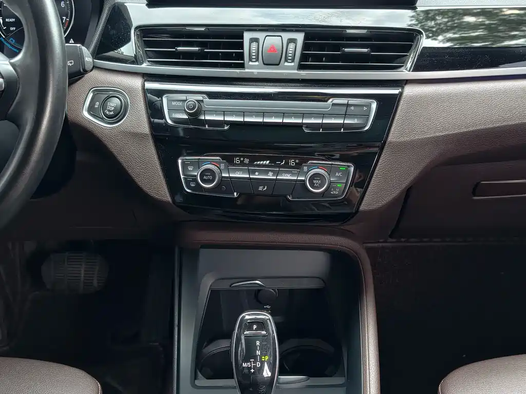 BMW X1 2021 — фото 19