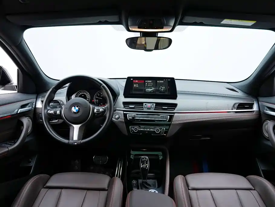 BMW X2 2022 — фото 11