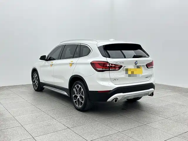 BMW X1 2021 — фото 4