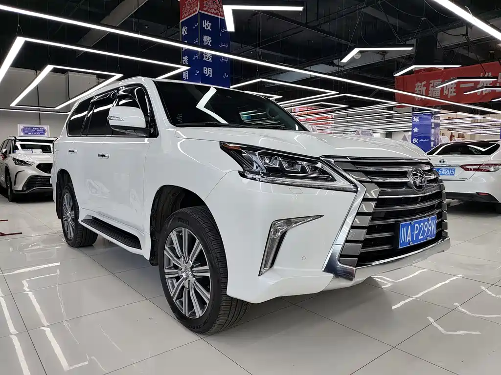 Lexus LX 2017 — фото 3