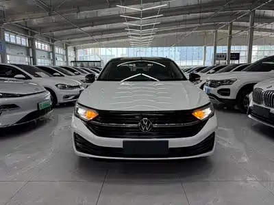 Volkswagen Sagitar 2022
