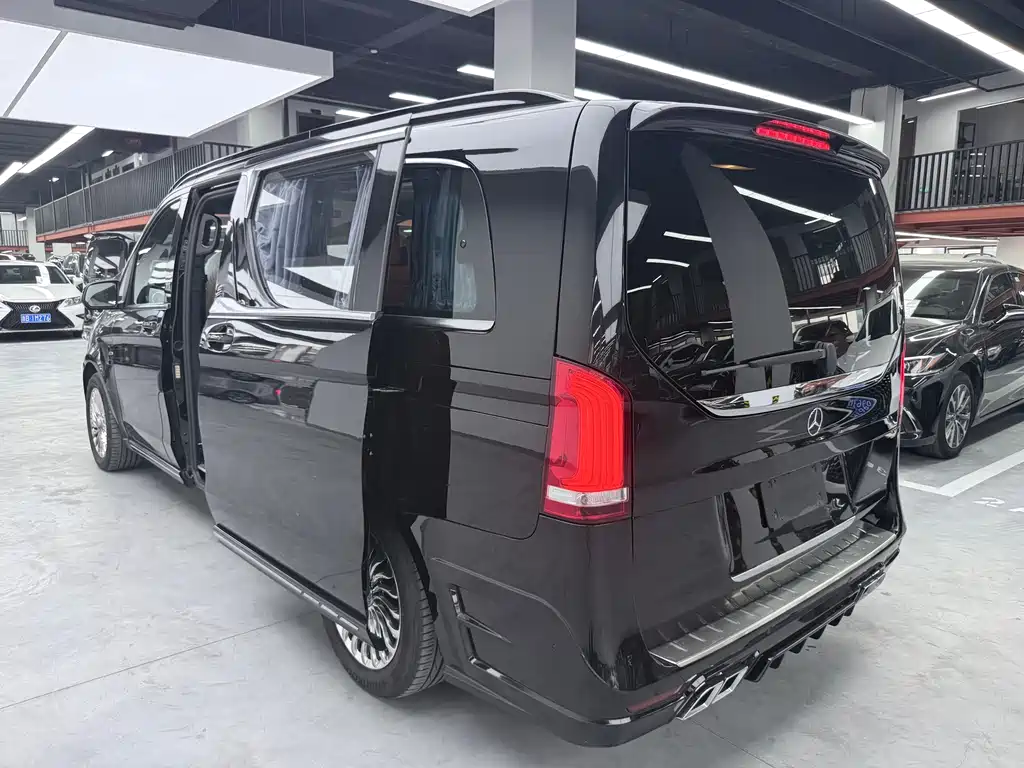 Mercedes-Benz Vito 2023 — фото 20