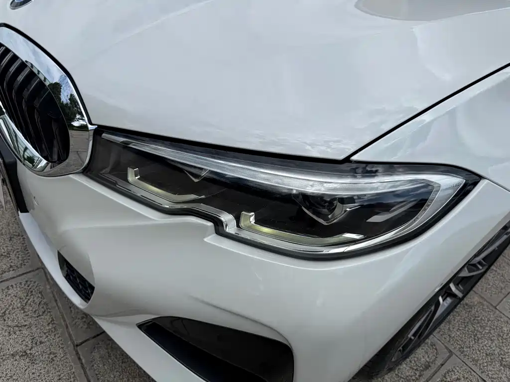 BMW 3 Series 2019 — фото 12