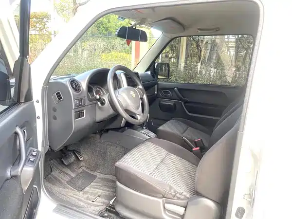 Suzuki Jimny 2017