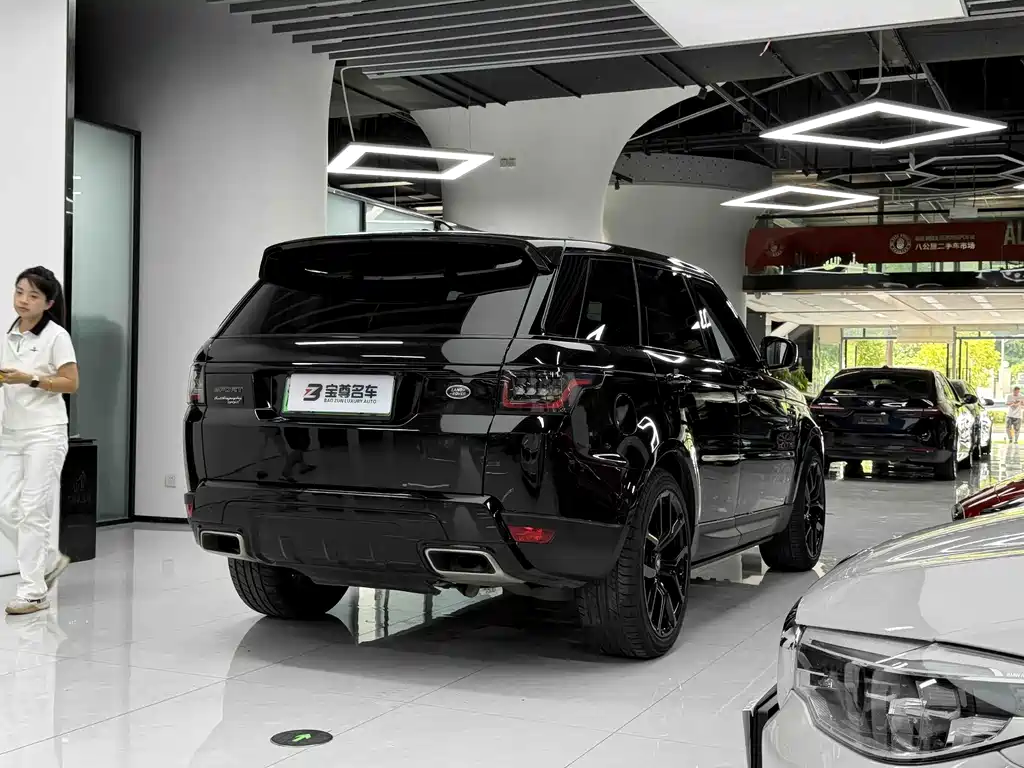 Land Rover Range Rover Sport New Energy 2020 — фото 10