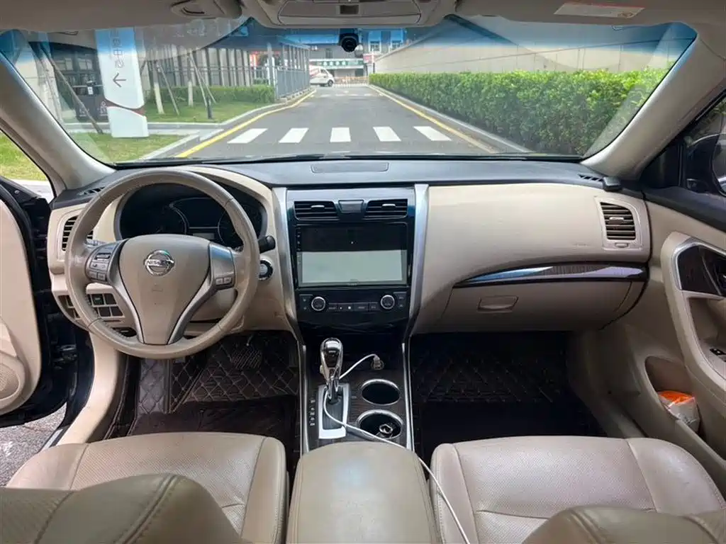 Nissan Teana 2016