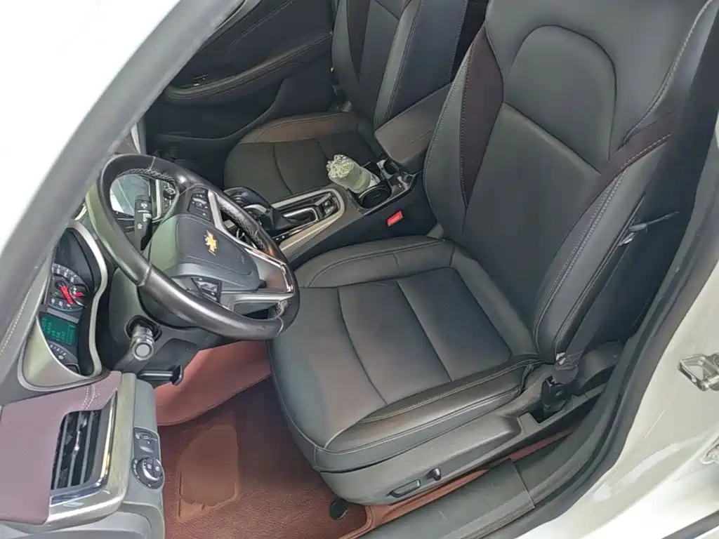 Chevrolet Malibu 2017 — фото 11