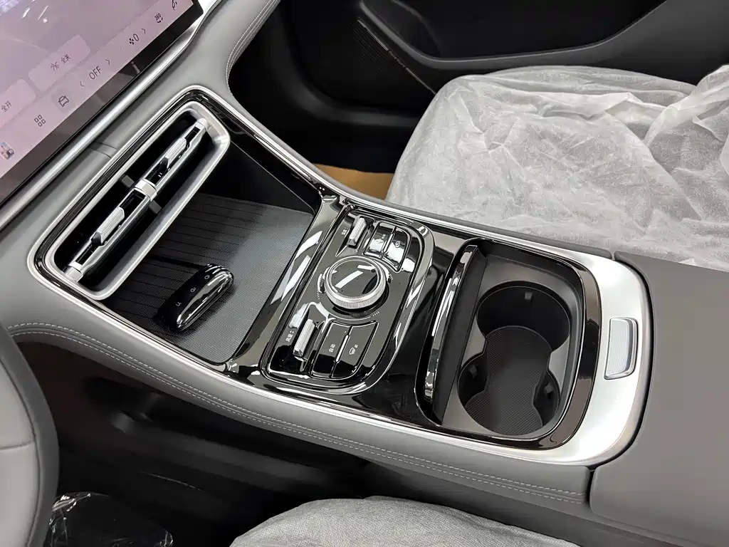 Geely Galaxy A7 EM 2026 — фото 26