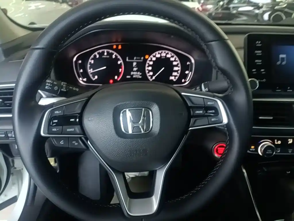 Honda Inspire 2021 — фото 11