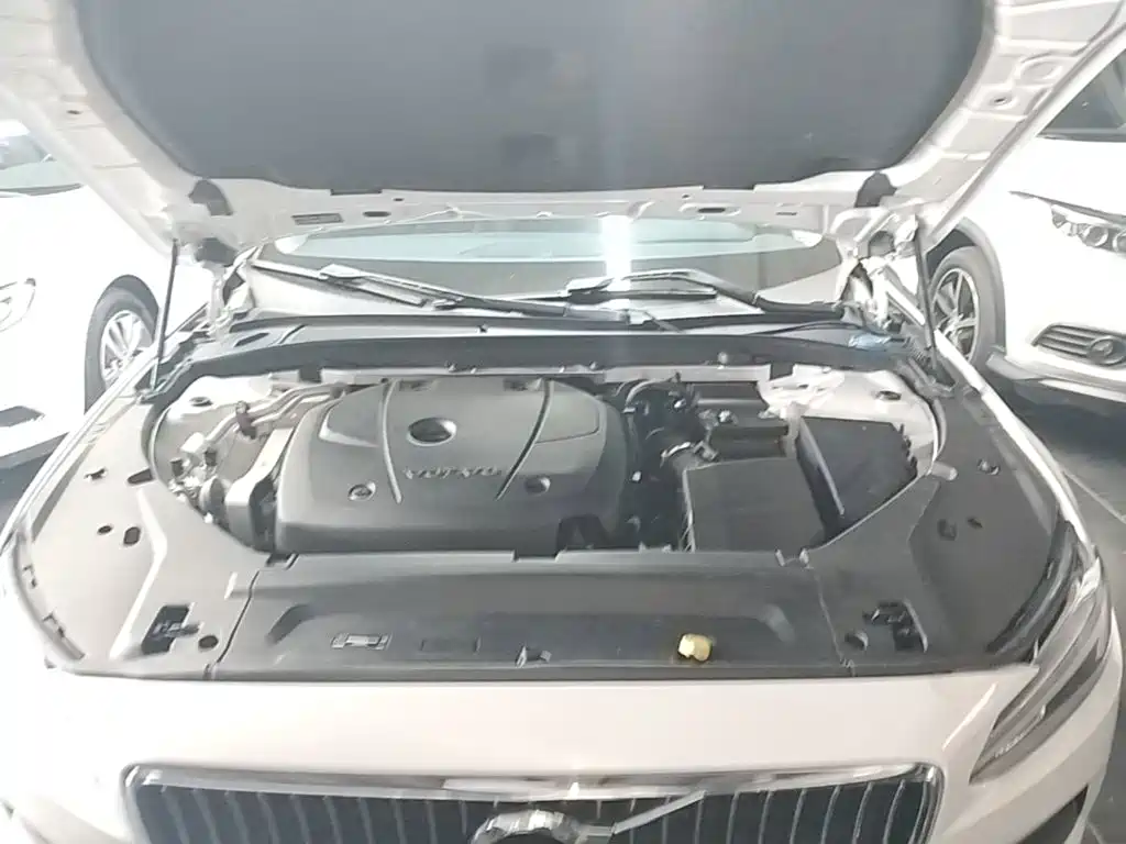 Volvo S90 2018 — фото 20