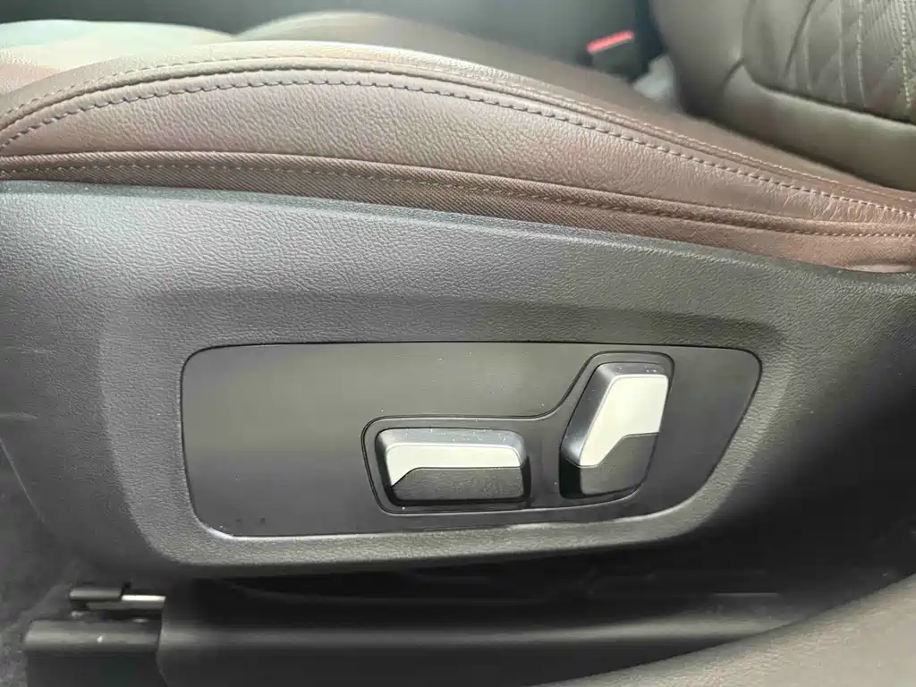 BMW 3 Series 2023 — фото 14