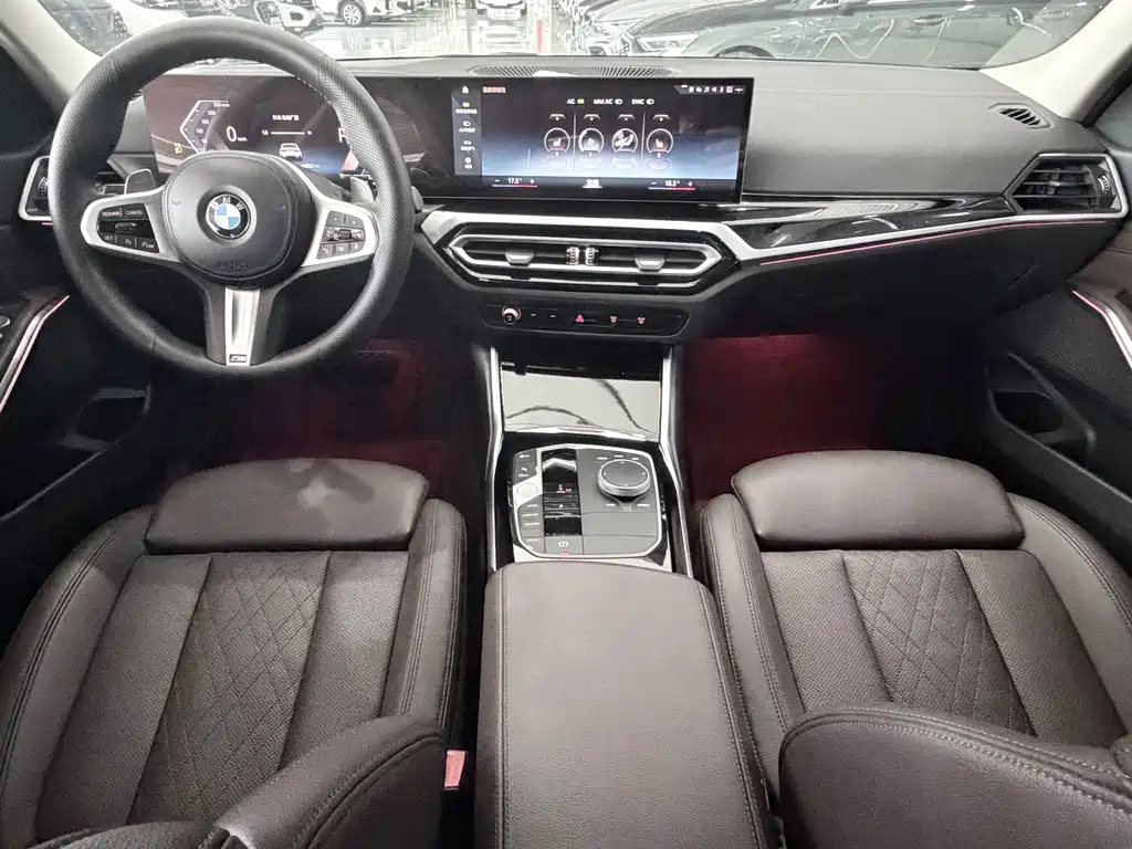 BMW 3 Series 2023 — фото 11