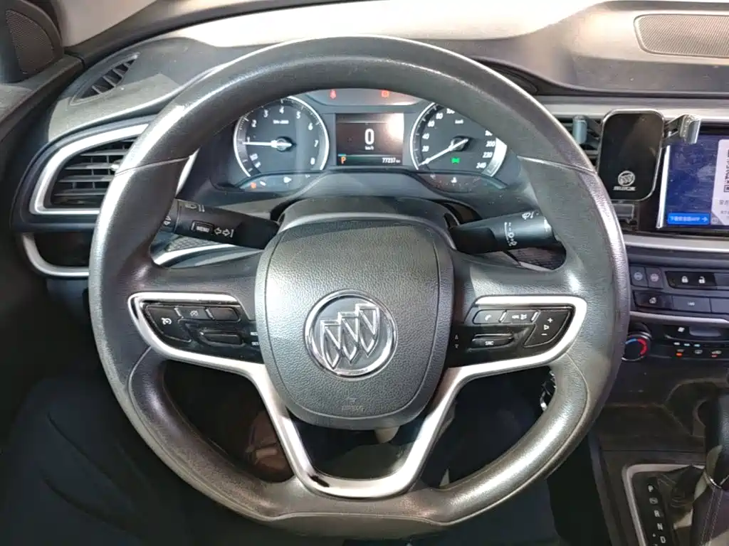 Buick Excelle 2021 — фото 11