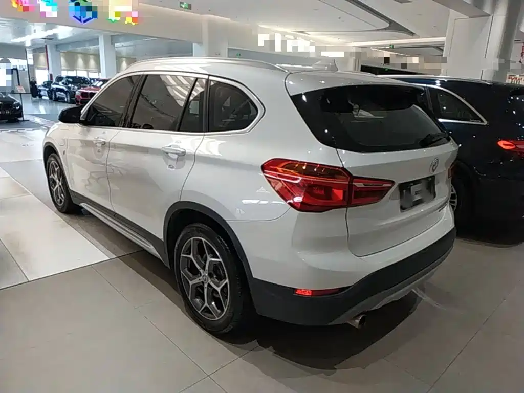 BMW X1 New Energy 2019 — фото 5