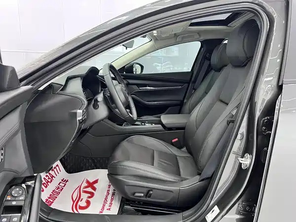 Mazda 3 Axela 2023