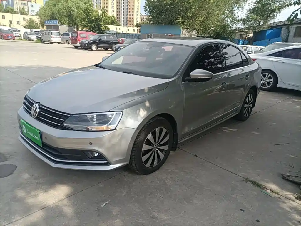 Volkswagen Sagitar 2017