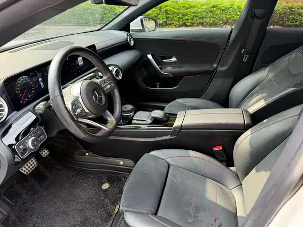 Mercedes-Benz CLA 2022