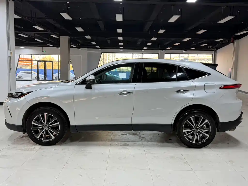 Toyota Harrier 2021 — фото 8