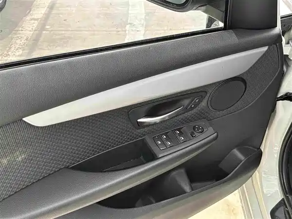 BMW 2 Series Station Wagon 2016