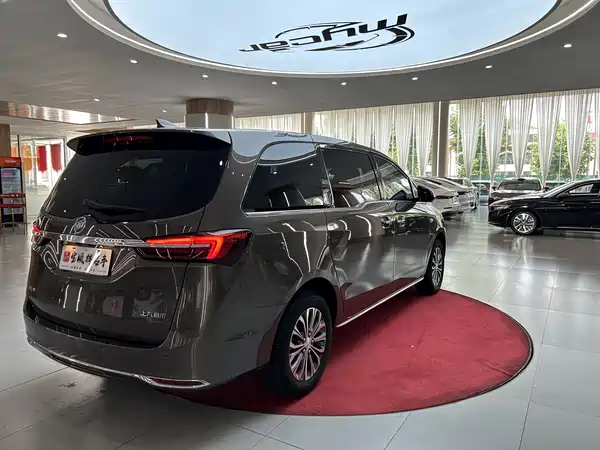 Buick GL8 2023