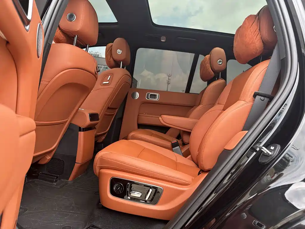 Li Auto L8 2025 — фото 10