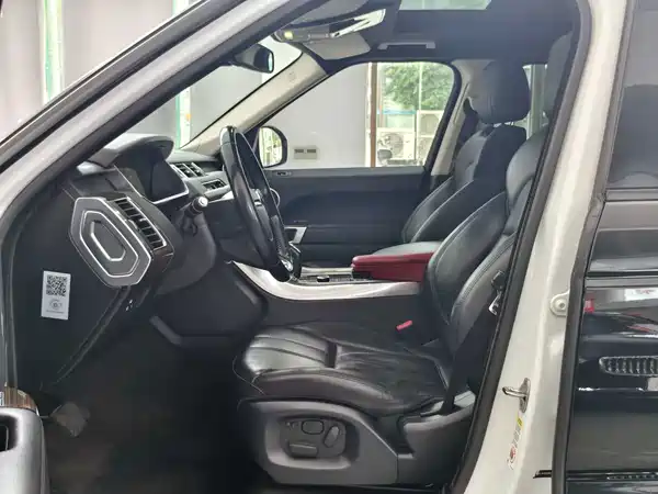 Land Rover Range Rover Sport 2015