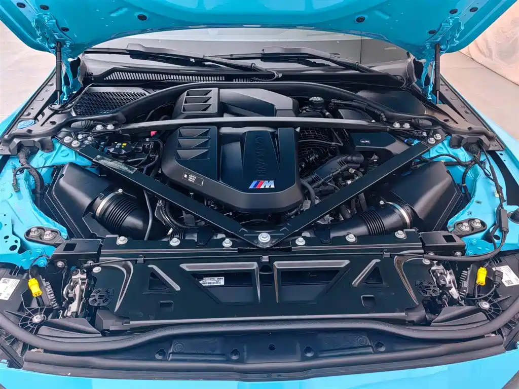 BMW M4 2024 — фото 17