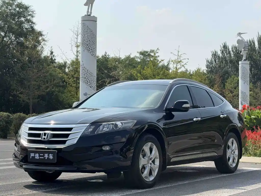 Honda Crosstour 2016 — фото 3