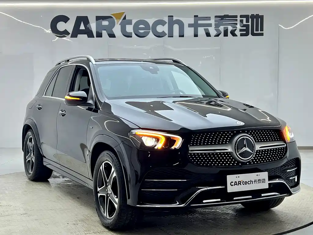 Mercedes-Benz GLE New Energy 2021 — фото 1