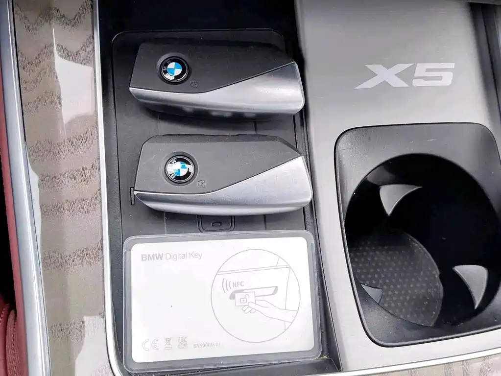 BMW X5 2025 — фото 15