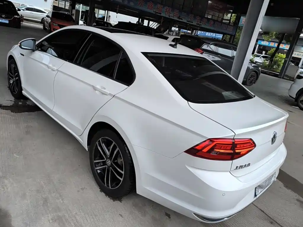 Volkswagen Lamando 2021