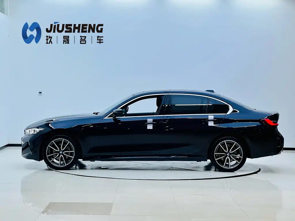 BMW 3 Series 2025