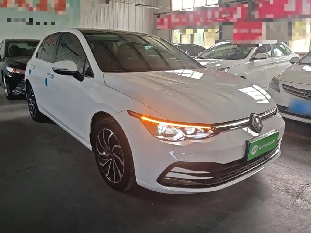 Volkswagen Golf 2024
