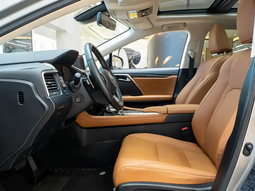 Lexus RX 2022 — фото 15