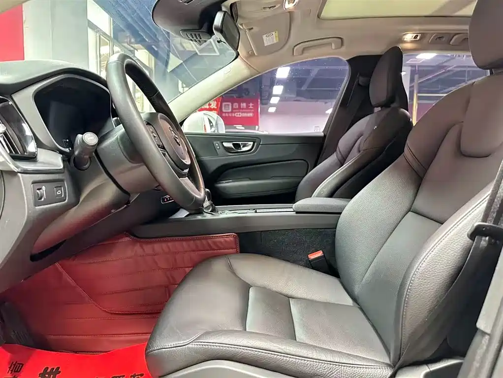 Volvo XC60 2020