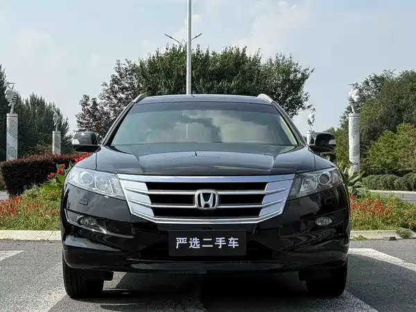 Honda Crosstour 2016